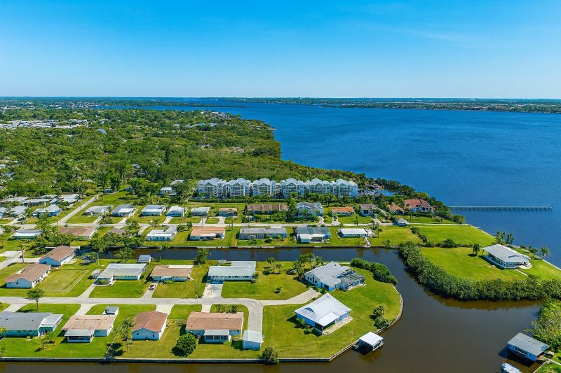 Best Bathroom Remodeling pros in Bradenton, FL